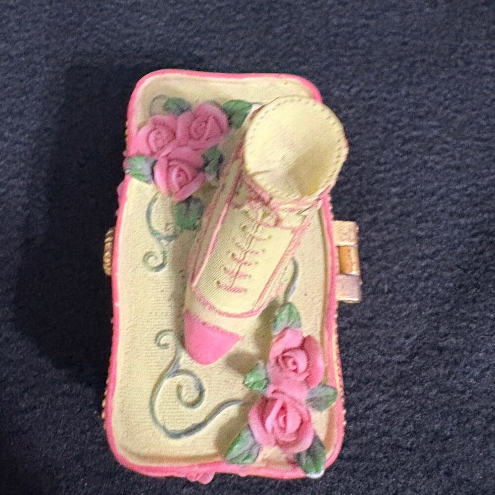 Vtg Greenbrier Old Fashioned Victorian Style Shoe Hinged Trinket Box - Picture 5 of 8